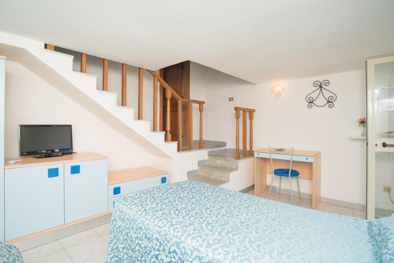 Hotel Celeste Procida Kültér fotó