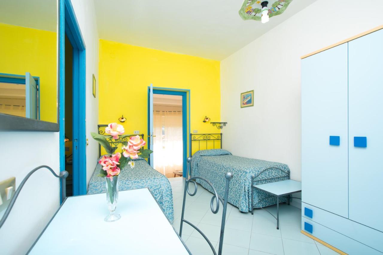 Hotel Celeste Procida Kültér fotó