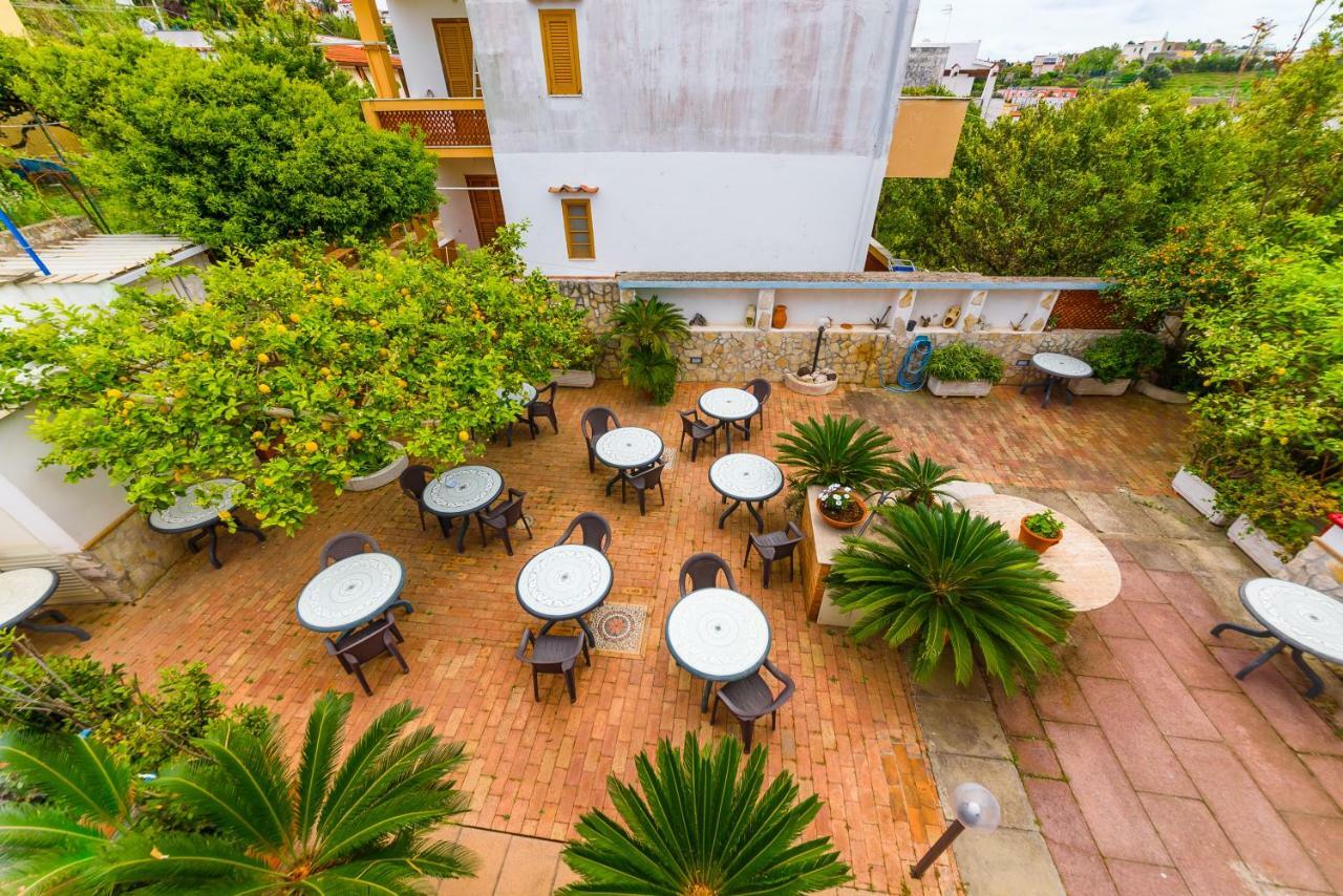 Hotel Celeste Procida Kültér fotó