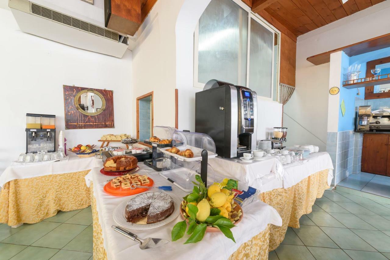 Hotel Celeste Procida Kültér fotó